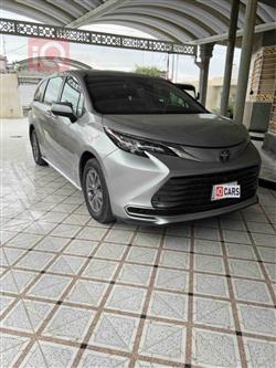 تويوتا سيينا